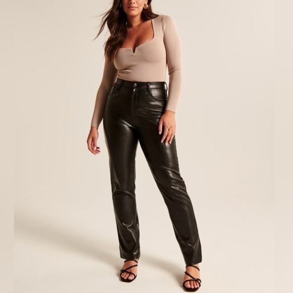 Abercrombie & Fitch The 90s Straight Super High Rise Vegan Leather Size 34/14 - Picture 1 of 10